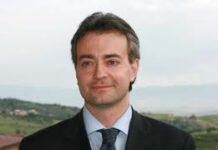 Gallo: Salvare dal licenziamento i lavoratori che garantiscono il servizio di pulizia nelle scuole calabresi