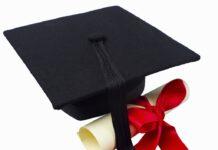 Bugia su imminente laurea, ragazzo suicida