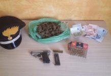 Carabinieri scoprono spacciatore, arrestato insieme al padre che deteneva armi