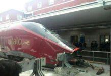 Napoli, treno Italo si schianta in stazione