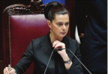 Hotel di lusso agli immigrati, la Boldrini si vergogni