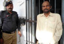 Fratelli cannibali mangiano un neonato