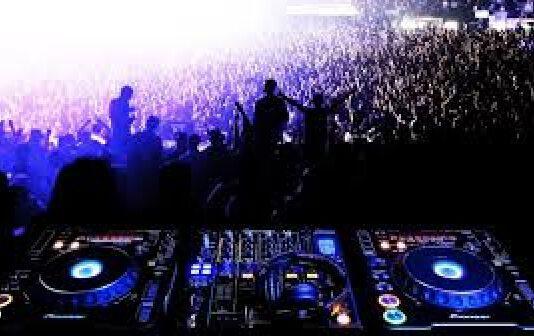 Dj vittima di un agguato a Rende