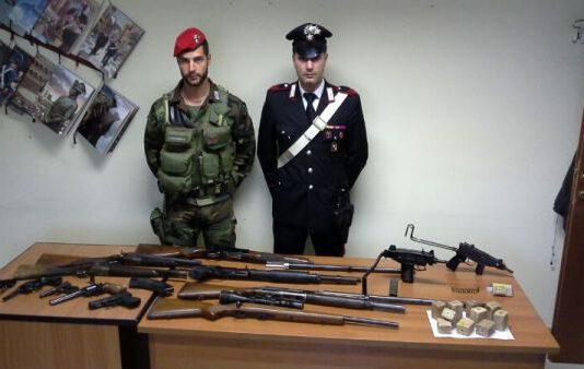 Scoperto arsenale in provincia di Reggio Calabria, arrestato pregiudicato