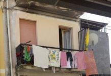Rosarno terribile incidente, bimbo cade dal balcone