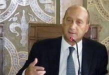 Nino Foti (Forza Italia): no al balletto delle poltrone, si pensi ai problemi della gente