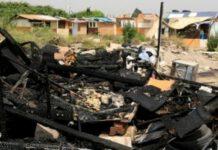 Incendio distrugge campo rom a Cosenza