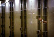 Ndranghetista picchia medico in carcere, si era rifiutato di sottoporlo a visita psichiatrica