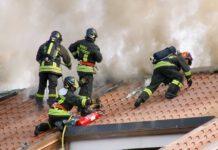 Scoppio in casa per fuga gas, donna ferita