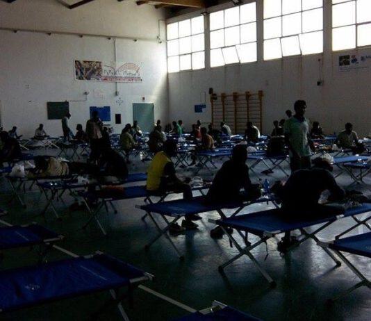 Migranti a Gioia Tauro, al via operazioni di trasferimento