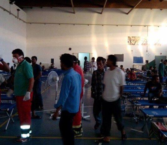 Gioia Tauro, passati i tre giorni di emergenza i profughi ci sono ancora e la situazione sta diventando difficile da gestire