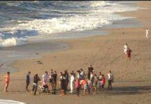 Trovato morto bimbo inghiottito dalle onde a San Ferdinando