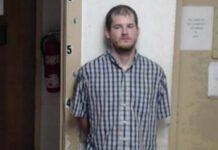 Uccide i 5 figli e li seppellisce in campagna in sacchi di immondizia