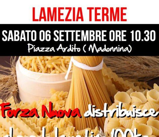 Distribuzione di pasta gratuita al popolo da parte di Forza Nuova Lamezia