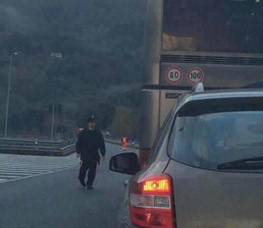 Terribile impatto frontale tra due auto sulla Jonio-Tirreno, sei morti
