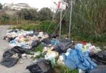 Gioia Tauro, rifiuti abbandonati e discariche a cielo aperto nonostante la videosorveglianza