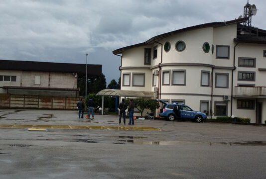 Gioia Tauro, scoperta bomba sotto la macchina di un imprenditore