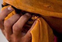 La madre si risposa, lui uccide lei e la nuova famiglia