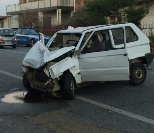 Rosarno, incidente in località Spartimento