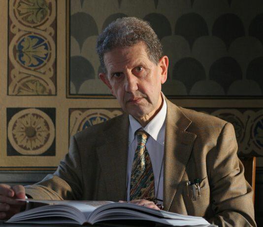 Un rosarnese al Quirinale? Spunta la petizione per Settis