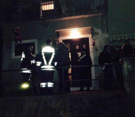 Trova in un cassetto pistola del padre parte un colpo accidentale, muore bimba di 11 anni