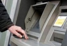 Manomettevano bancomat con una forchetta di plastica, arrestati due uomini a Reggio Calabria
