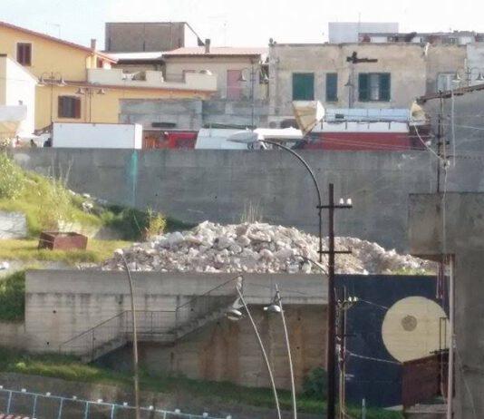 Rosarno, con rifiuti demolizione cinema Argo creata discarica. Sequestata la zona e deferiti i responsabili