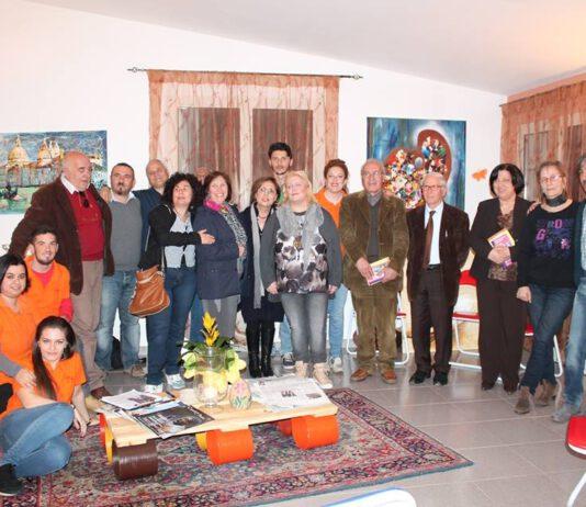 Rosarno, successo per “Scherzando si dice la Verità” di Rossana Rossomando , secondo appuntamento targato Frammenti D’arte di MedmArte Onlus