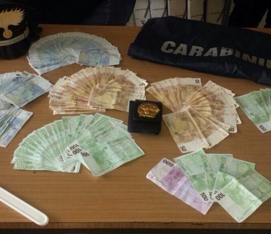 Rapinano banca e provano a fuggire in Sicilia, arrestati all’imbarco a Villa San Giovanni