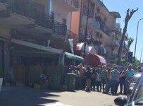 25 enne si suicida lanciandosi dal balcone: “Non ho un lavoro, devo farla finita”