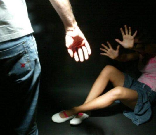 Ragazza 16enne violentata nella notte