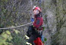 Ragazzina di 14 anni cade in un burrone profondo 50 metri nel vibonese