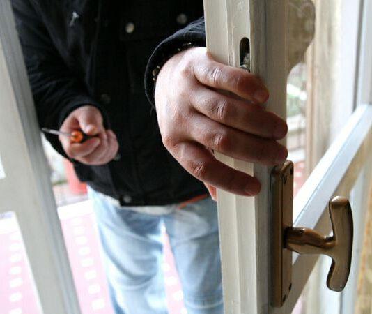 Rosarno, tre furti in abitazioni in due giorni