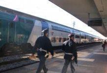 Tenta di far espatriare 30 migranti minorenni, un arresto a Reggio Calabria