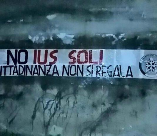 Ius soli, CasaPound mette striscioni in 80 città e lancia referendum abrogativo