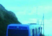 Autobus con freni rotti finisce fuori strada nel vibonese