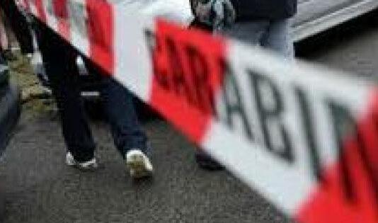 Agguato nel vibonese, colpi di fucile ad auto, ferita anche una donna incinta