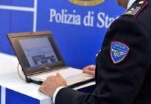 Reggio, adescava minorenni, arrestato insegnante