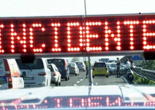Tragedia in autostrada, morto diciannovenne di Melicucco