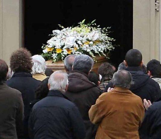 Rissa al funerale della madre tra fratelli, sette fermati a Reggio Calabria