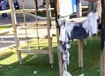 Rosarno, VANDALI incendiano scivolo alla villa. Un solo grido: VERGOGNA!