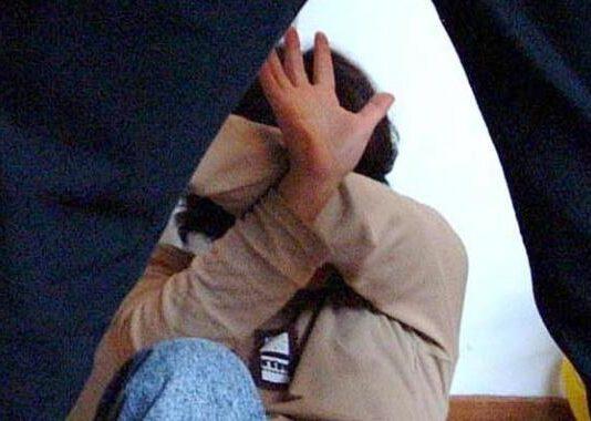 78enne abusava di minori, un arresto nel vibonese