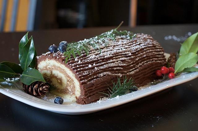 Tronchetto Di Natale Con Castagne.Ricette Per Le Feste Tronchetto Di Natale Alle Castagne Zmedia Notizie In Tempo Reale Dalla Calabria Dall Italia Dal Mondo