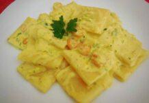 “Paccheri cremosi con gamberetti e zucchine”