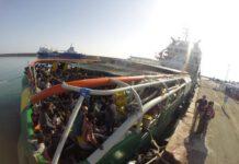 Calabria, sbarcati 212 migranti, a bordo anche donne incinte