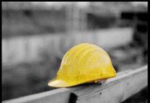 Operaio muore cadendo dal tetto