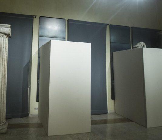 On. Bordo su statue coperte:”E’ stato un errore grave”