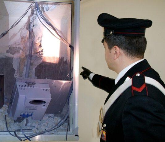 Palmi, due arresti per furto di energia elettrica