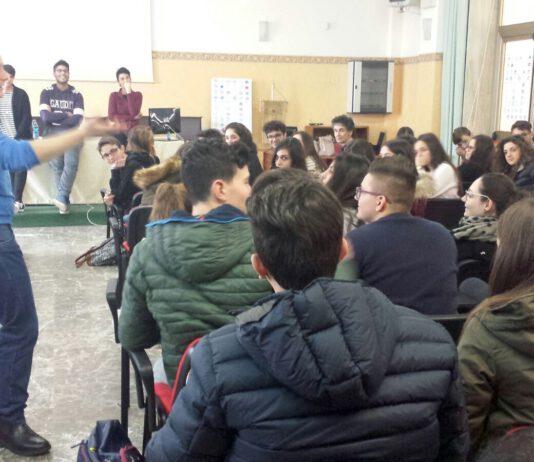 In attesa dell’arrivo di Marco Tullio Giordana in Calabria, al via gli incontri propedeutici nelle scuole reggine con Alessio Praticò