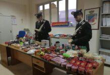 Rubano merce per 5000 euro, arrestati 3 donne ed un uomo